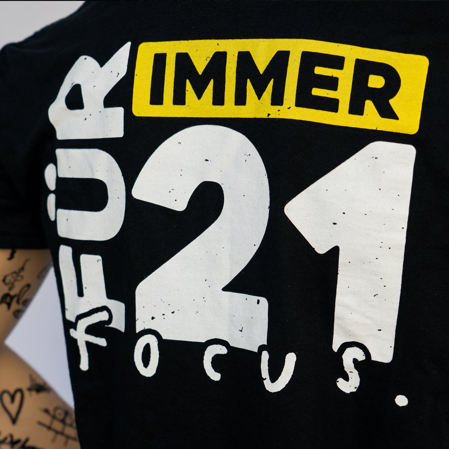 Focus. T- Shirt "Für Immer 21"